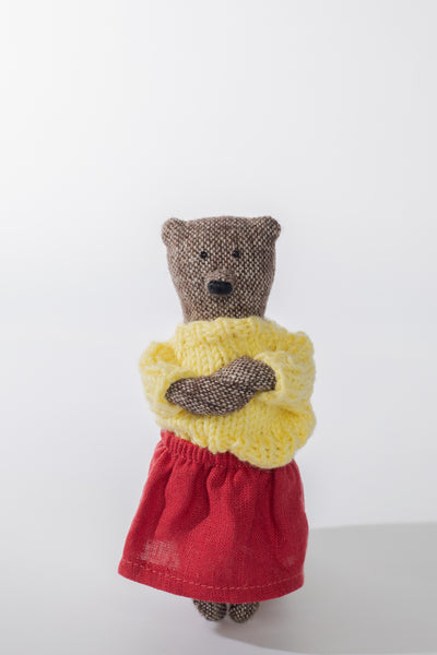 PK baby|棕熊寶寶+黃毛衣+紅裙I13cm 手工時尚熊