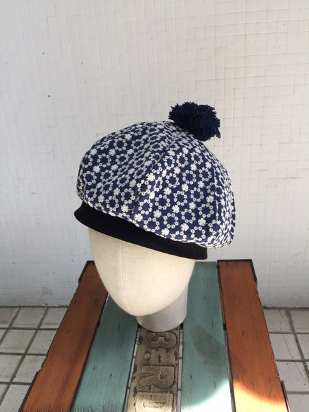 EA.hats-藍底白繡線太陽花南瓜貝蕾帽 《南瓜刺繡帽系列》